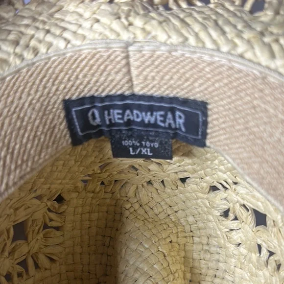 Brown Woven Straw Hat with Beaded Band❤️ - Picture 13 of 17